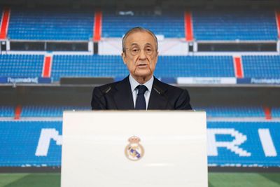acto de homenaje y despedida de benzema