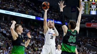 Defeat in the first game of the semi-finals