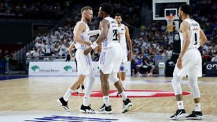 A por el pase a la final de la Liga