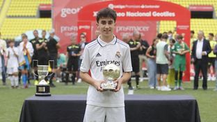 Alberto Ruiz, MVP y Bota de Oro del XXX Torneo Nacional Geotiles LaLiga Promises Santander