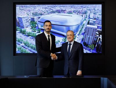 presentación de joselu como jugador del real madrid
