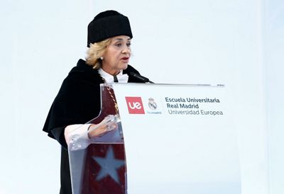 acto de graduación de la xvii promoción de la escuela universitaria real madrid universidad europea