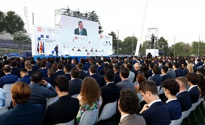 acto de graduación de la xvii promoción de la escuela universitaria real madrid universidad europea