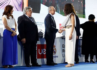 acto de graduación de la xvii promoción de la escuela universitaria real madrid universidad europea