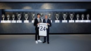 Arda Güler apresentado como novo jogador do Real Madrid