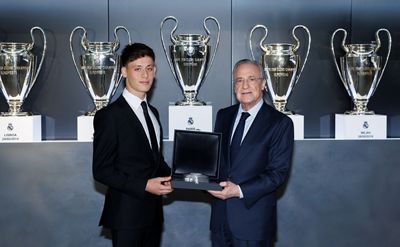 presentación de arda güler como jugador del real madrid
