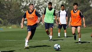 Intensive Ballarbeit zum Auftakt des fünften Trainingstages