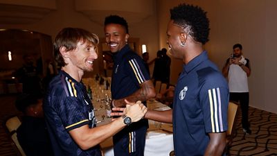 Vinicius, Rodrygo, Militao, Courtois, Alaba, Rüdiger and Tchouameni all arrive in Los Angeles