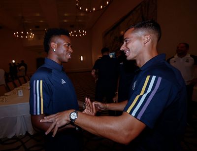 vinicius rodrygo militao courtois alaba rüdiger y tchoumeni ya están en los ángeles