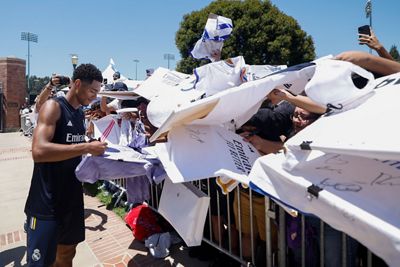 encuentro con los aficionados en los ángeles