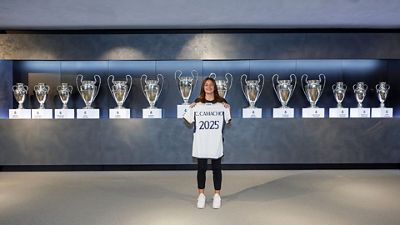 Carla Camacho, nueva jugadora de la primera plantilla