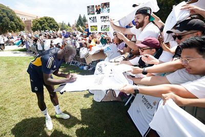 encuentro con los aficionados en los ángeles