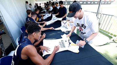 Meeting fans in Los Angeles