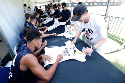encuentro con los aficionados en los ángeles