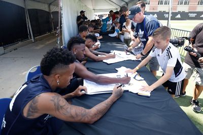 encuentro con los aficionados en los ángeles