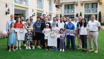butragueño y roberto carlos con las peñas madridistas en estados unidos