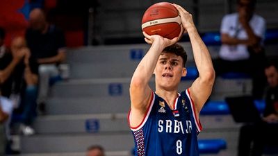 Mitar, campeón del Eurobasket sub-18 con Serbia