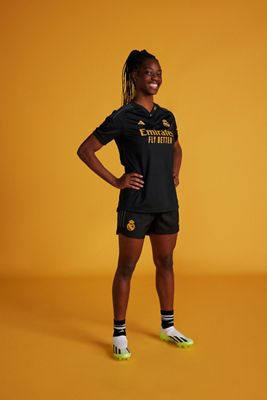 el real madrid y adidas presentan la tercera camiseta de la temporada 2023-24