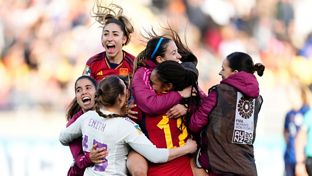 2-1: Spain reach World Cup semi-finals
