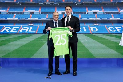 presentación de kepa como jugador del real madrid