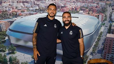 Carvajal and Joselu meet fans in Almería
