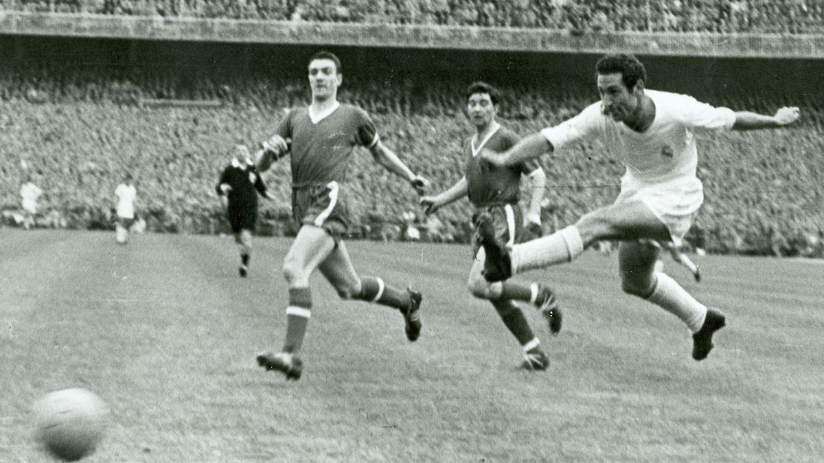 Today marks 70 years since Gento's debut