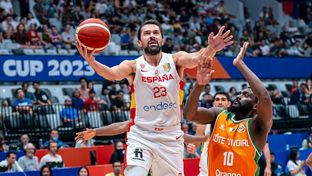 94-64: Llull y Rudy debutan con triunfo con España en el Mundial