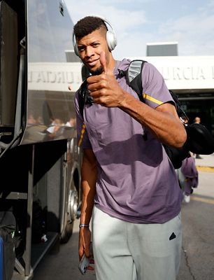 llegada del real madrid de baloncesto a murcia