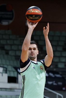 entrenamiento del real madrid de baloncesto