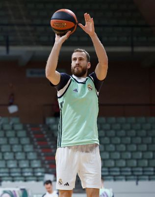 entrenamiento del real madrid de baloncesto