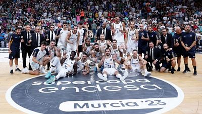 Segundo aniversario de la décima Supercopa de baloncesto