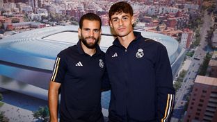 Nacho y Kepa, protagonistas en la sesión de firmas en Gerona