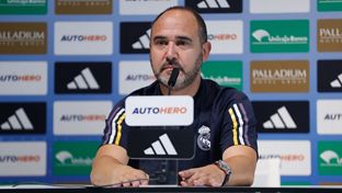 Chus Mateo: 'We'll try to do everything we can to win the Clásico in front of our fans'
