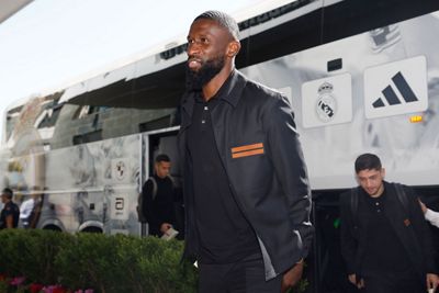 viaje del real madrid a nápoles