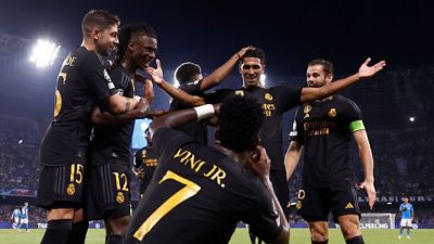 Victory in Naples to top Champions League group