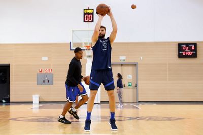 los dallas mavericks se entrenan en la ciudad real madrid