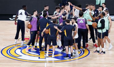 entrenamiento del real madrid de baloncesto en el wizink center