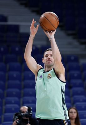 entrenamiento del real madrid de baloncesto en el wizink center