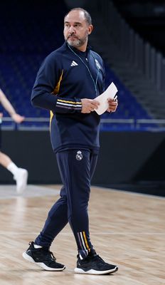 entrenamiento del real madrid de baloncesto en el wizink center