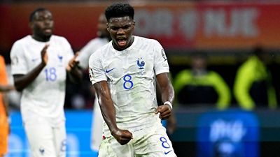 1-2: Tchouameni participa en el triunfo de Francia en Ámsterdam