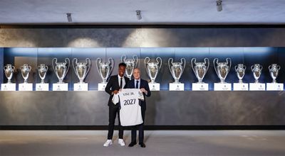 vinicius renovado hasta 2027