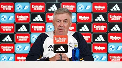 Ancelotti: “O Bernabéu sempre nos ajuda e oxalá continuemos na liderança”