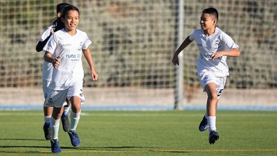 Las escuelas de la Fundación de Chile y Costa Rica visitan la Ciudad Real Madrid