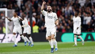 La volea con la zurda de Carvajal para hacer el 1-0