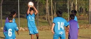Ecole socio-sportive de la Fondation Real Madrid à Itaugua (Paraguay)