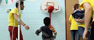PROYECTO BALONCESTO EN HOSPITALES: H.U. NIÑO JESÚS 