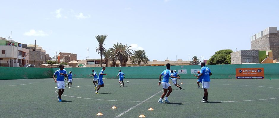 المدرسة الاجتماعية-الرياضية في مينديلو Mindelo