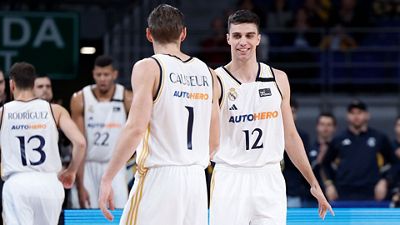 El líder vence en el regreso de Alocén