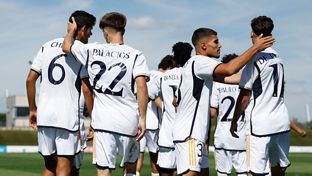 Unión Berlín-Juvenil A: partido con el liderato en juego