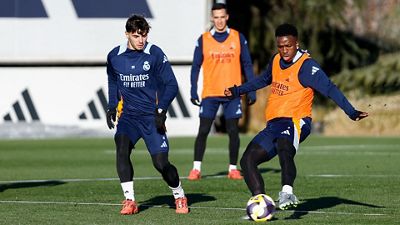 El Real Madrid se entrenó antes de viajar a Doha